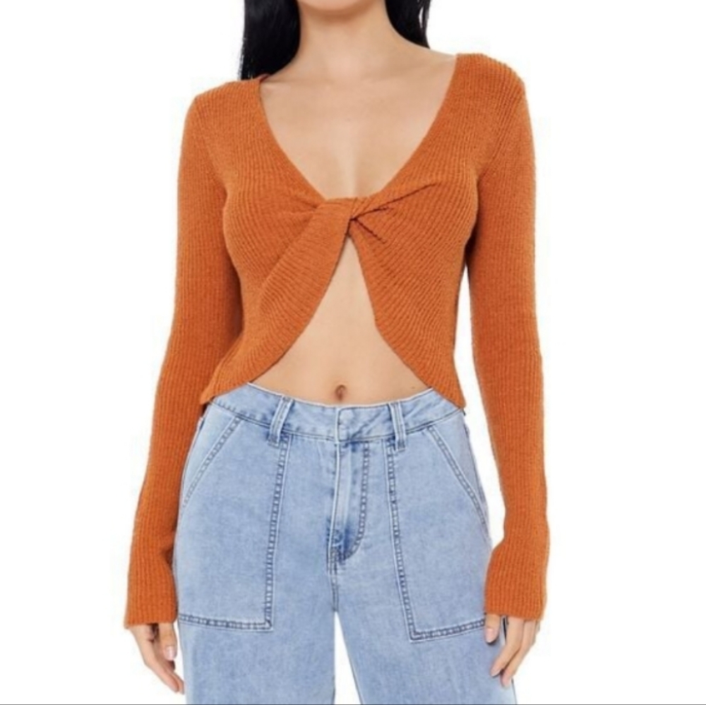 New. Rust Orange Knit Twist Front Top